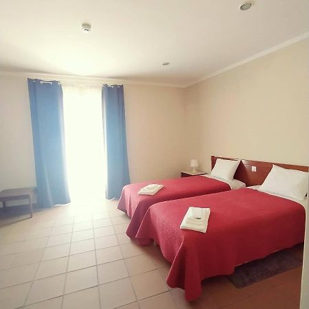 Residencia D'Atalaia Hotel ฟร็องเตรา ภายนอก รูปภาพ
